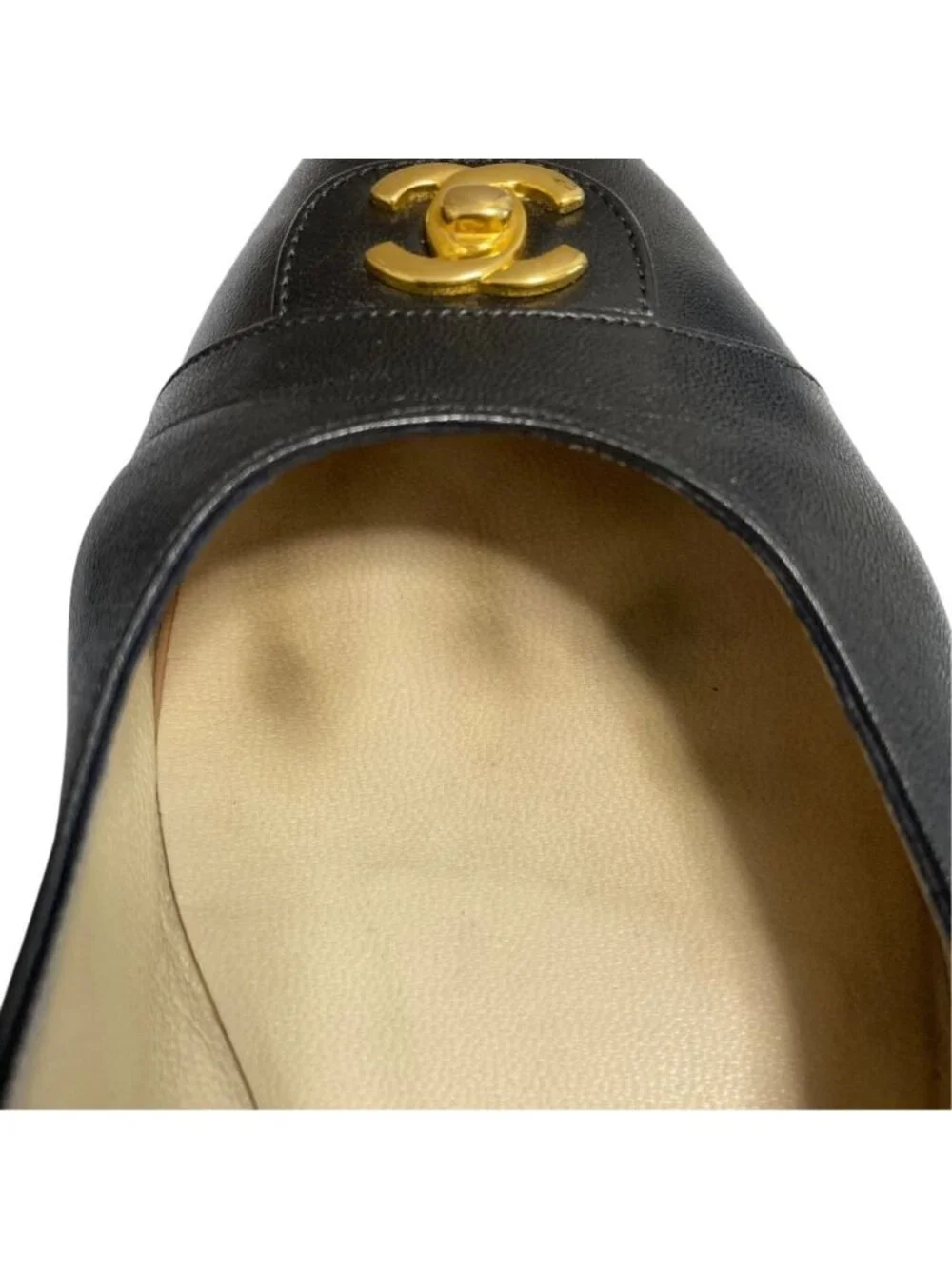 Chanel Turnlock CC Logo Plain Toe Shoes Flat Leather Pumps Black